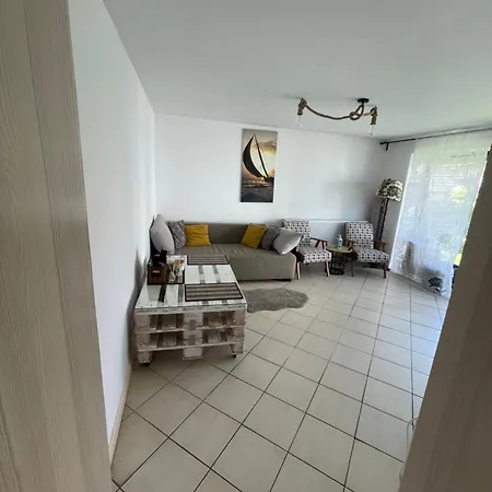 Дом отдыха Rodzinny 95 M2 Nad Jeziorem Хажуковы