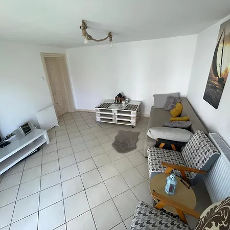 Rodzinny 95 M2 Nad Jeziorem Holiday home